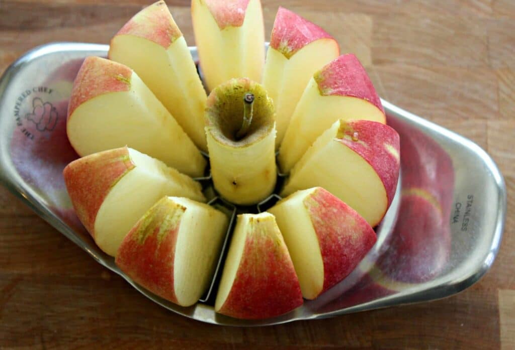 apple crisp - apple slices