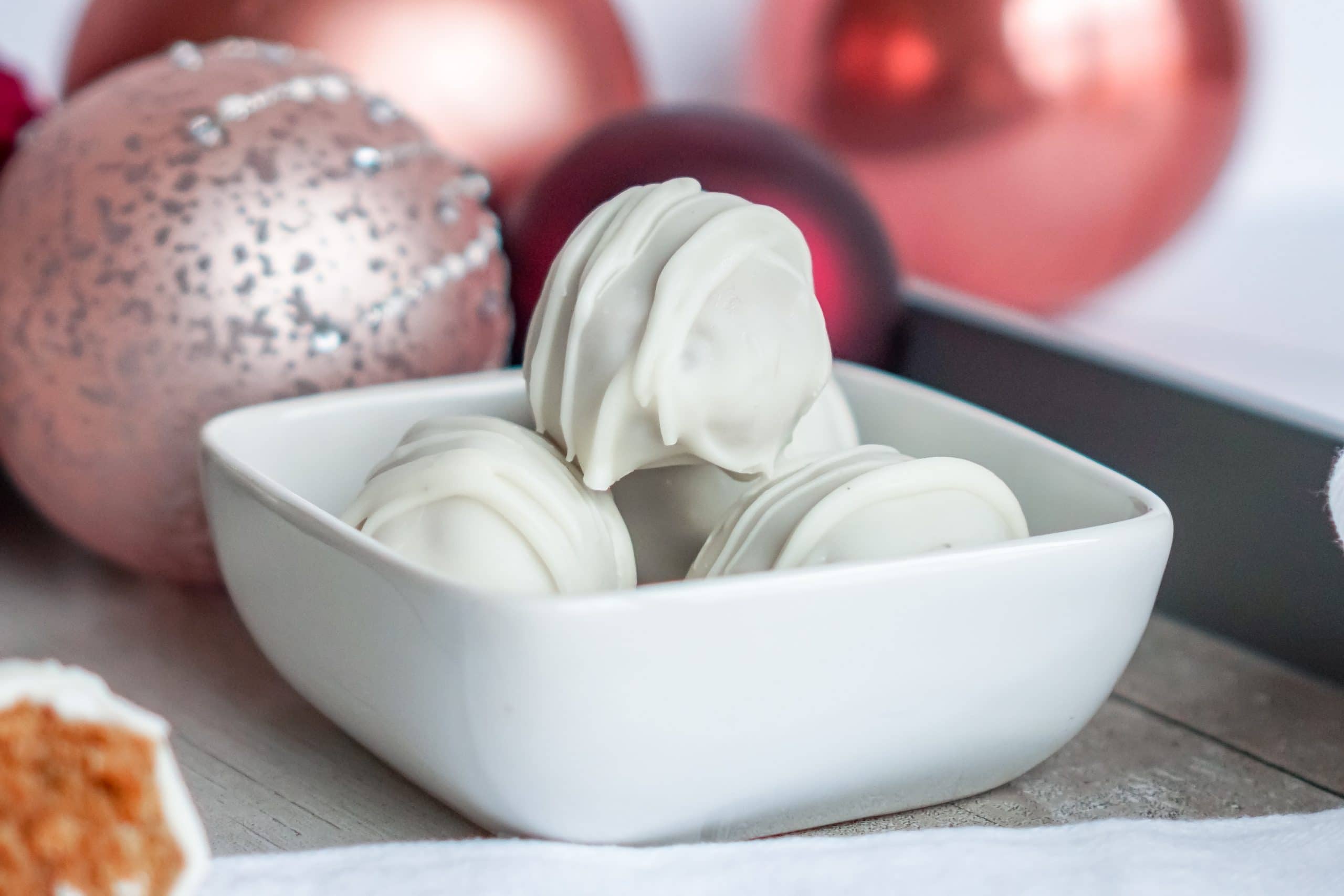 Deliciously Easy Gingersnap Cookie Balls