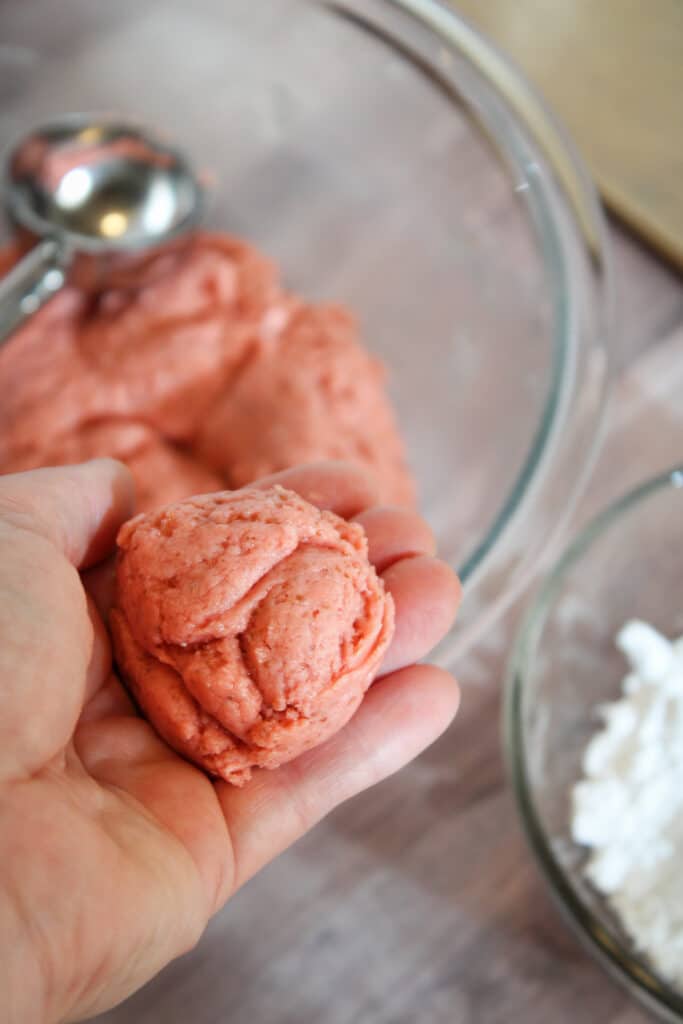 vegan strawberry crinkle cookies - ball of dough