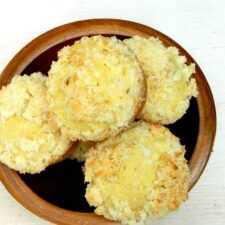 Pina Colada Muffins with Coconut Streusel-image